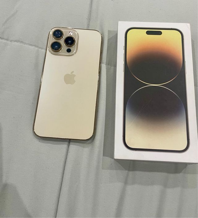 iPhone 14 Oro