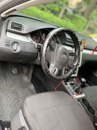 Volkswagen Passat 2012