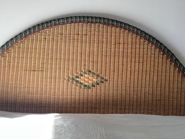 Set di testiera e due comodini in vimini 180