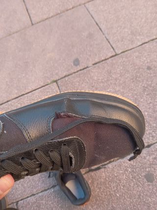 Nike Air Force 1 GORE-TEX Negro Naranja