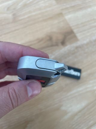 Isqueiro e Fósforos Marlboro