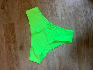 Bikini Shein Neón Talla S