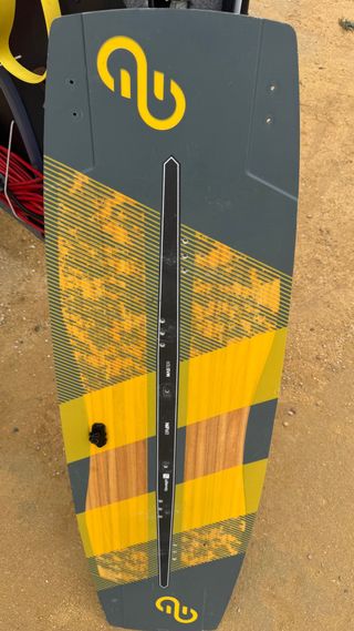 Kiteboard Eleveight Master 139x42