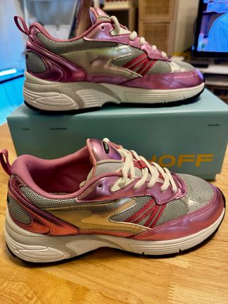 Zapatillas HOFF rosas y plateadas
