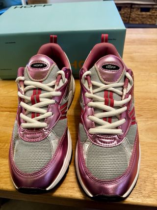Zapatillas HOFF rosas y plateadas