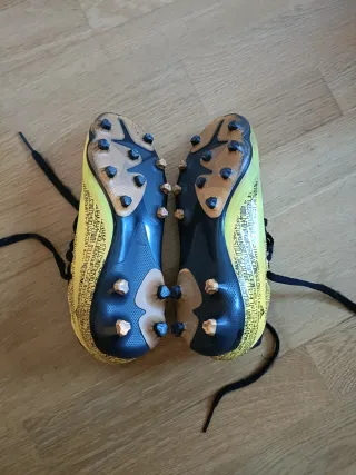 Botas de fútbol Adidas Messi niño 35