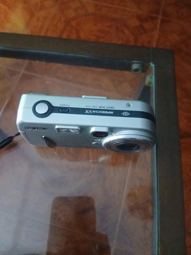 Cámara Sony Cyber-shot 3.2 MP