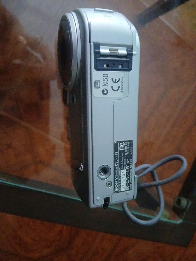 Cámara Sony Cyber-shot 3.2 MP