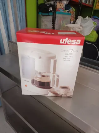 Cafetera Ufesa CG 1000 10 Tazas Nueva