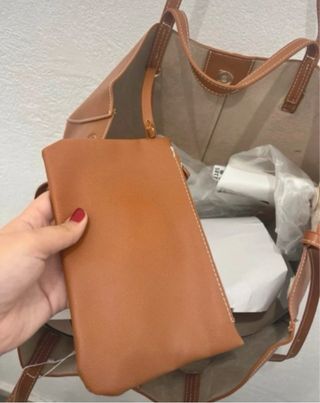 Bolso de piel marrón