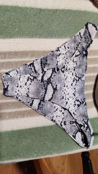 Braga bikini estampado serpiente