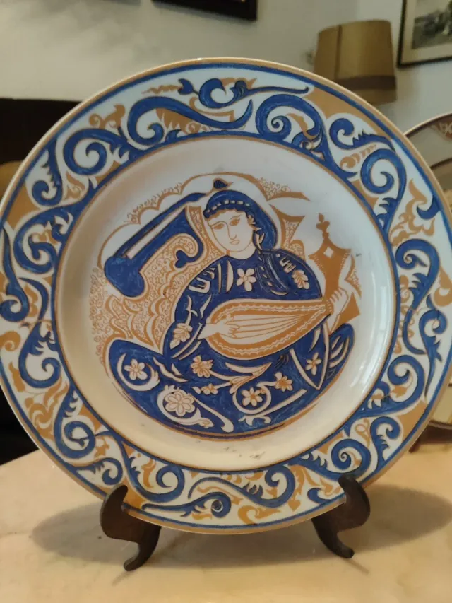 Juego de 4 Platos de Cerámica Decorados