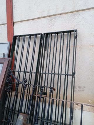 2 hojas puertas hierro macizo