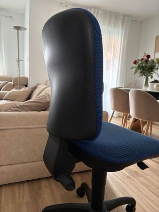 Silla de oficina azul