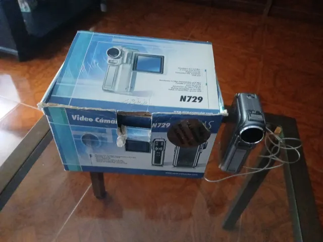 Videocámara N729 Plata