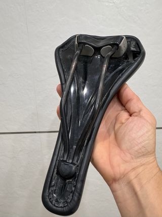Sillín ciclismo SQlab 610 talla 14 cm