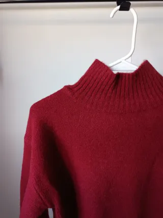 Jersey granate cuello alto