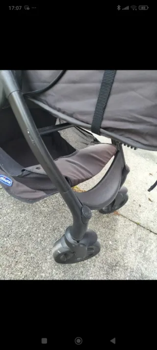 Carrito y  silla bebé Chicco Urban todo en uno. 