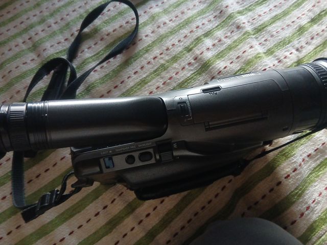 Videocámara Panasonic Negra