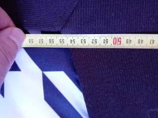 Jersey Fred Perry Cuello Pico Marrón