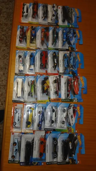 30 Coches Hot Wheels