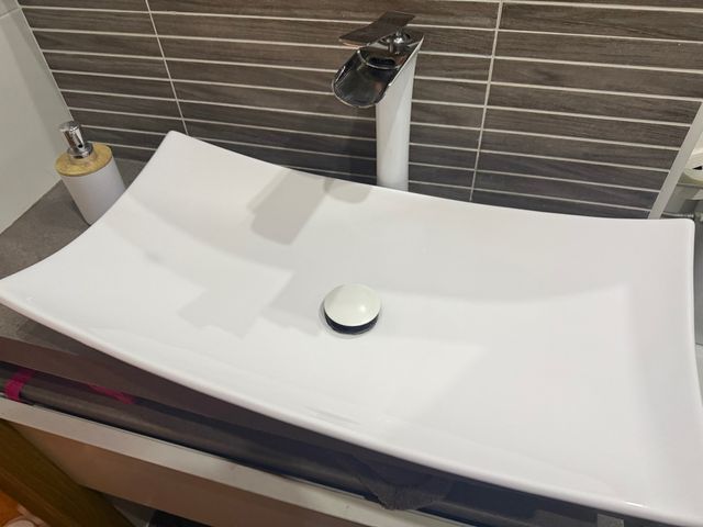 Lavabo de ceramica de baño