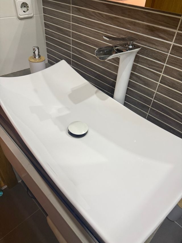 Lavabo de ceramica de baño