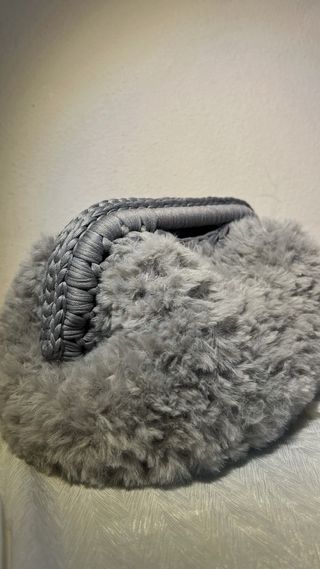 Clutch bag in pelliccia