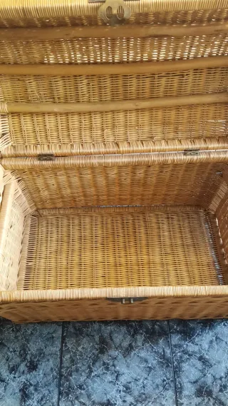Baúl grande de mimbre