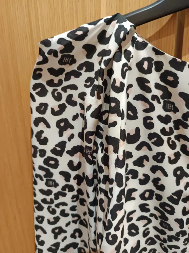 Blusa Pedro del Hierro Animal Print Talla S