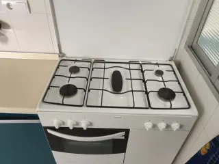 Cocina de gas con horno