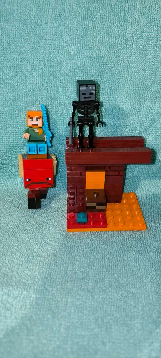 Lego Minecraft 21266