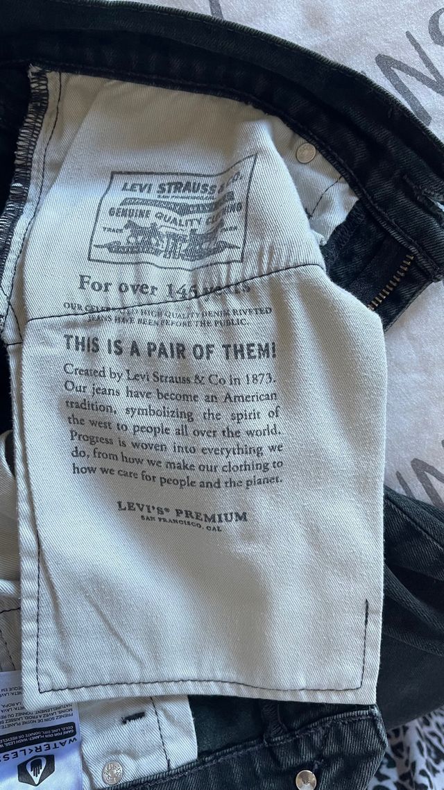 Pantalón Levi's azul talla 31