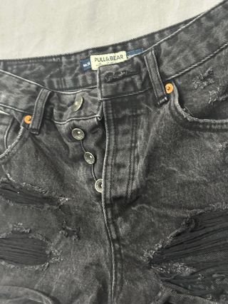 Pantalón vaquero corto negro Pull&Bear