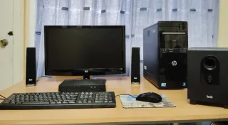 Ordenador HP con equipo de sonido