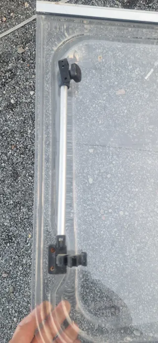 Ventana para caravana o autocaravana