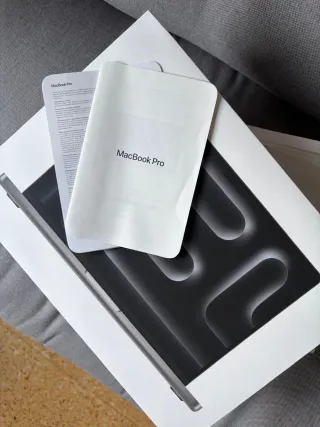 MacBook Pro 14 M3 (2023) Impecable