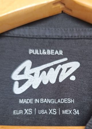 Camiseta Pull&Bear Negra Talla XS