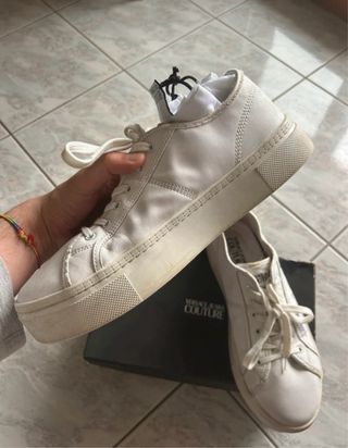 Scarpe Versace Jeans Couture bianche pagate 220€