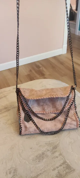 Bolso bandolera cadenas rosa y plata