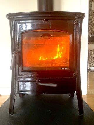 Estufa de leña Hergom E-20
