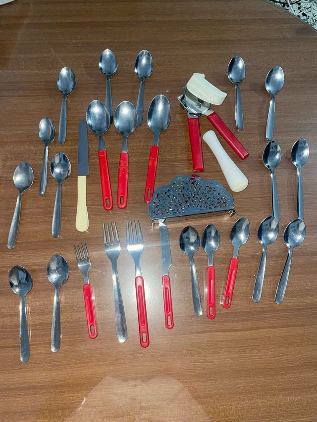 Conjunto cubiertos variados 