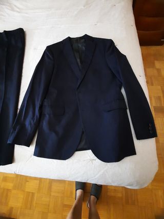 Traje azul elegant azul marino y otro azulon