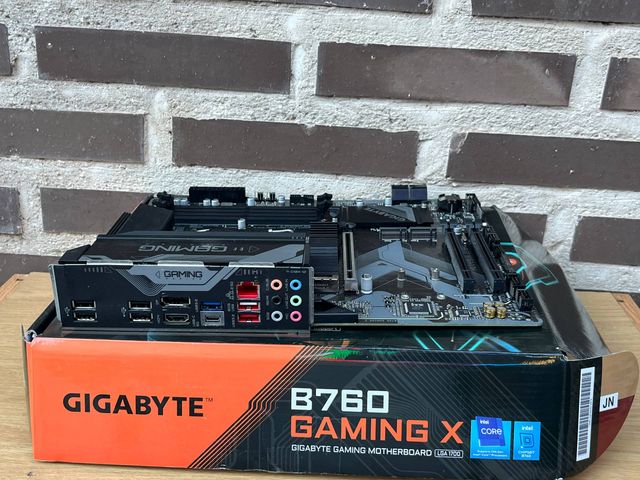 GIGABYTE B760 GAMING X LGA1700 (ATX) DDR5