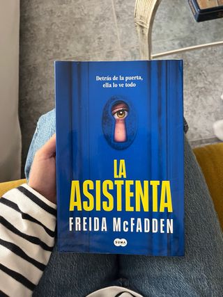 La asistenta