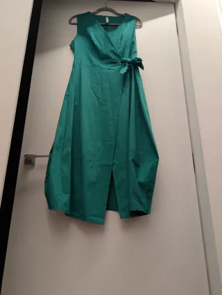 Abito verde a palloncino