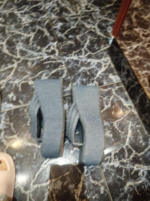 Sandalias cuña emmmshu T.37 vaqueras