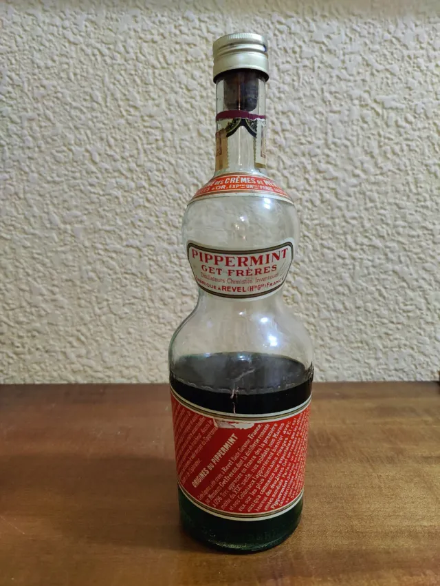 Botella antigua Peppermint Get Freres