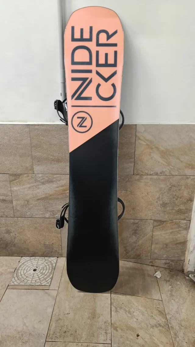 Snowboard Nidecker Angel 151