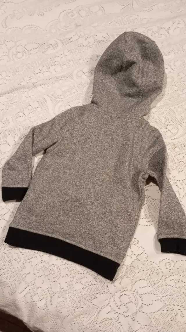 Sudadera gris con estampado Downtown